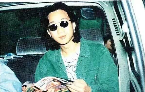 黄家驹在日本写的一首绝唱,他曾向好友诉苦说:在日本很辛苦