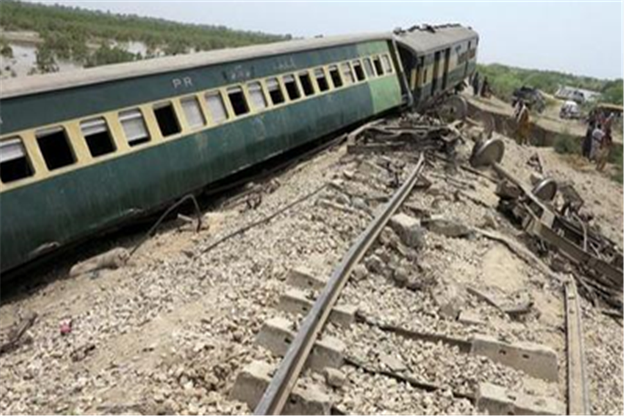 世界上最幸运的人,经历火车脱轨飞机失事还中彩票,如今依旧健康