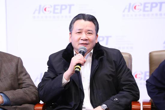 何德旭:打完三年攻坚战后应树立金融风险持久战理念