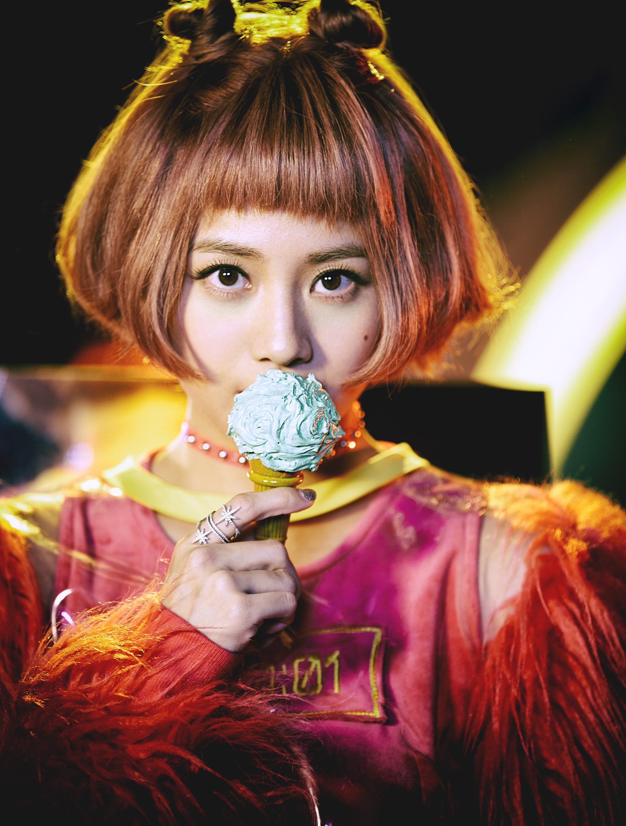 鬼鬼化身宇宙系网美「小猫女bonnie」 猫耳前卫造型超吸睛