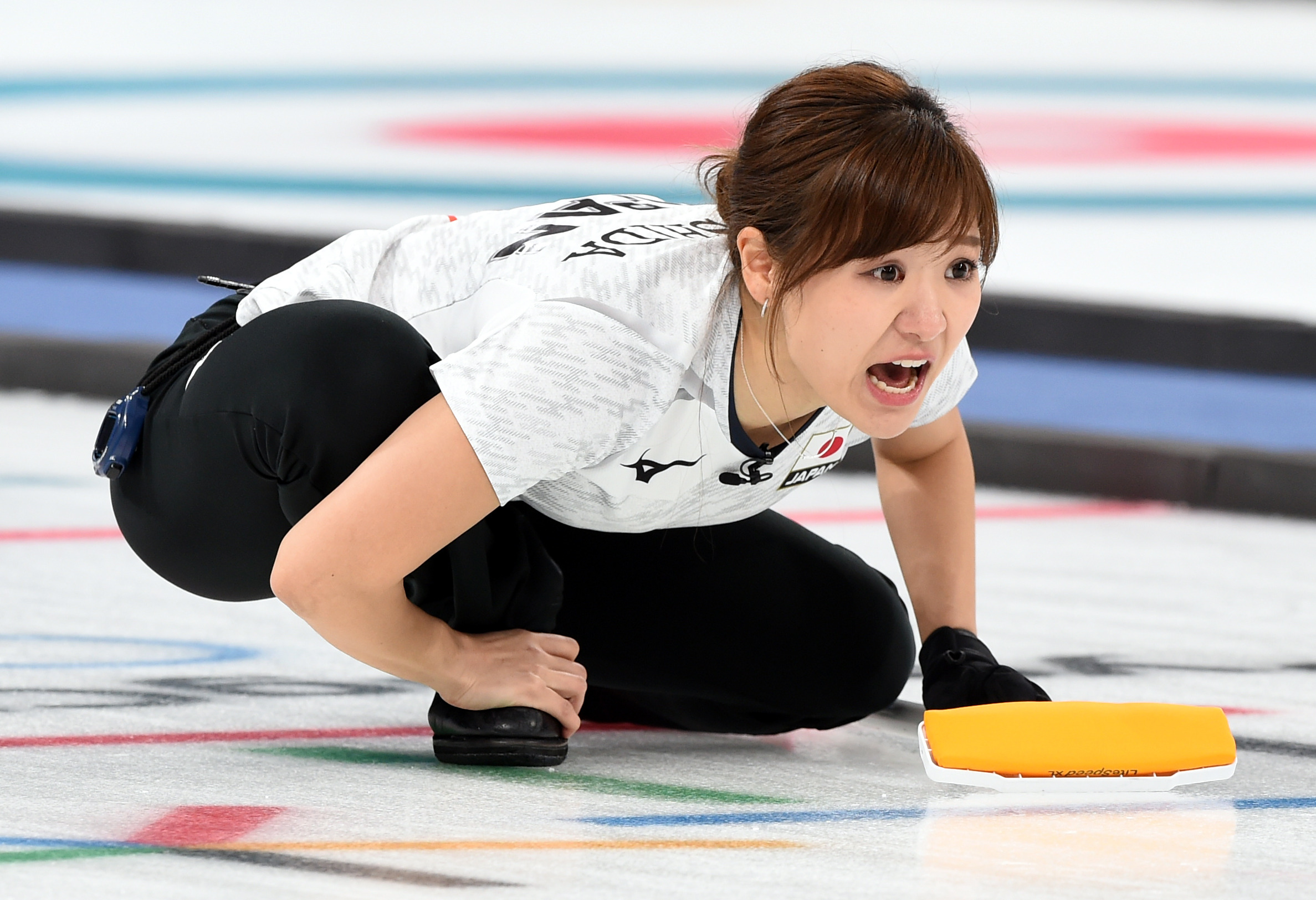 (冬奥会)(10)冰壶——日本队获女子冰壶比赛铜牌
