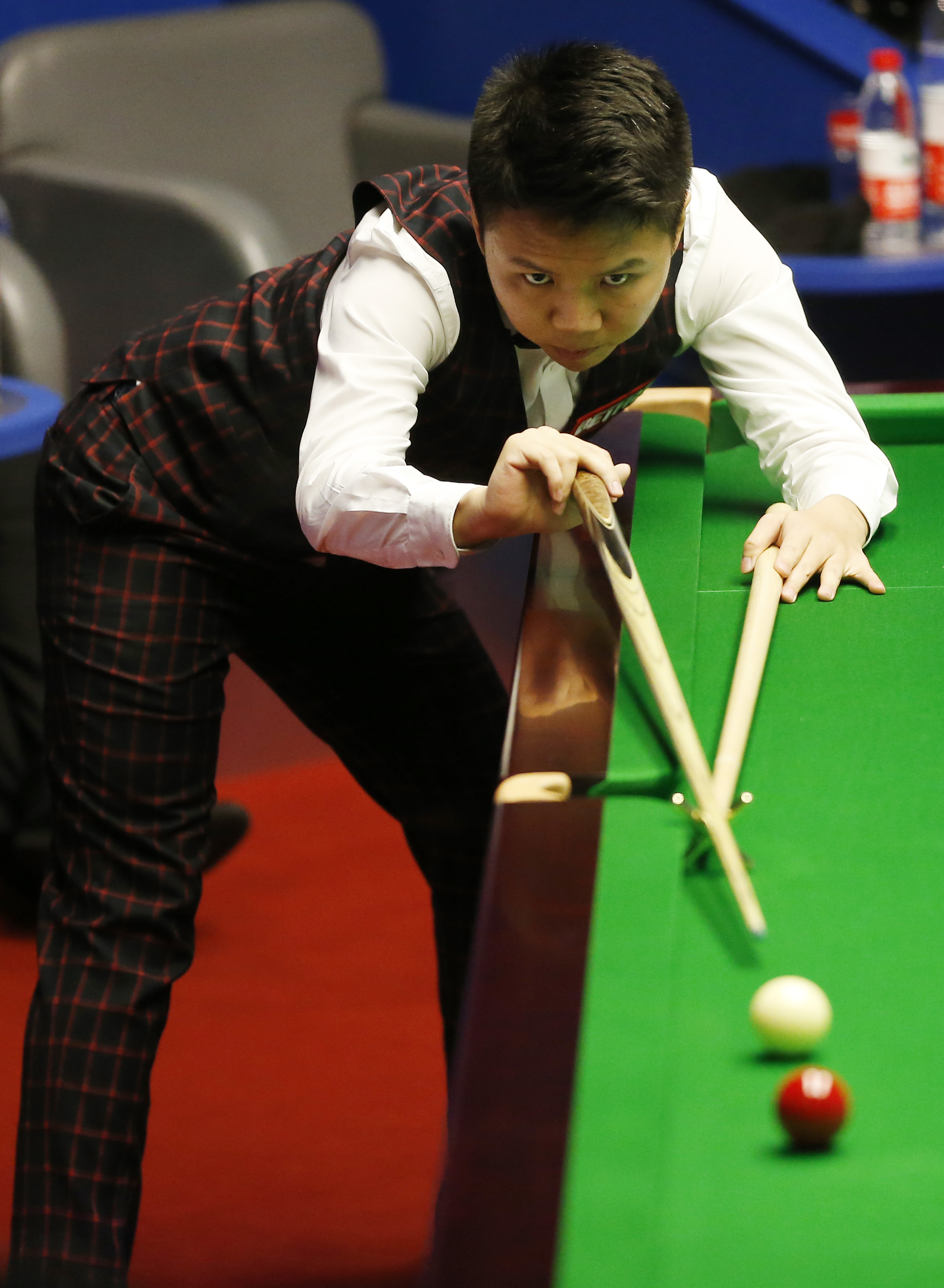 斯诺克——世锦赛:周跃龙击败艾伦晋级16强(3)