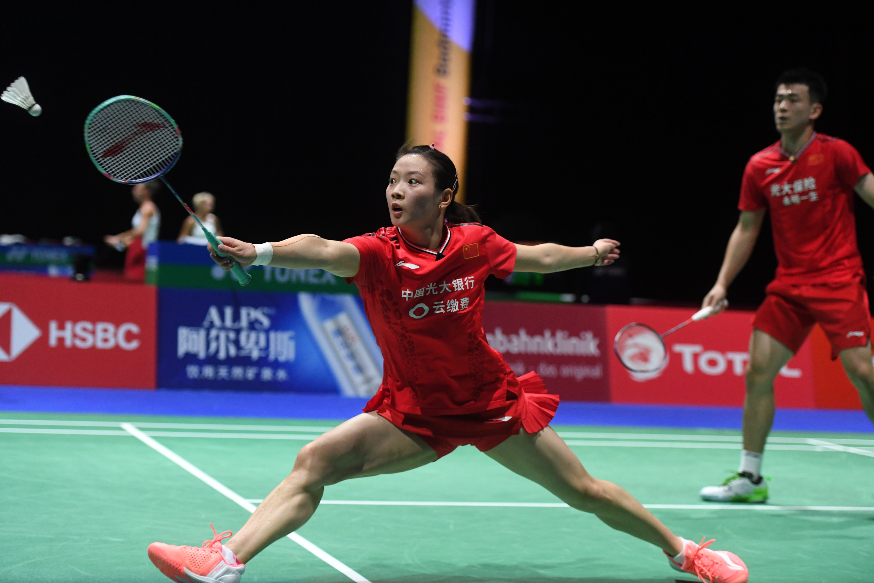 羽毛球——世锦赛:郑思维/黄雅琼晋级八强