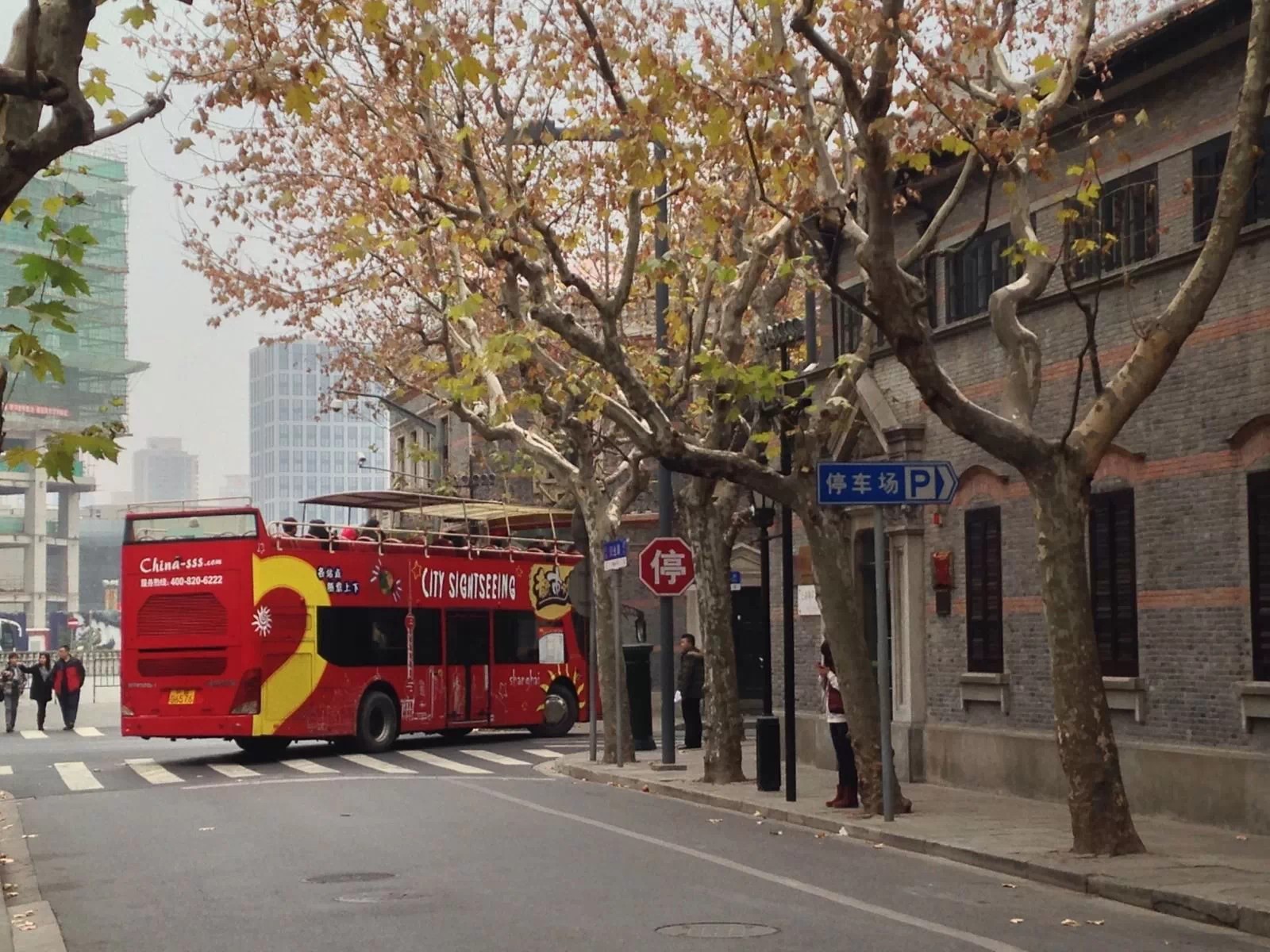 行走在上海淮海中路,马当路,新天地中渗透的是一种何等的情怀?