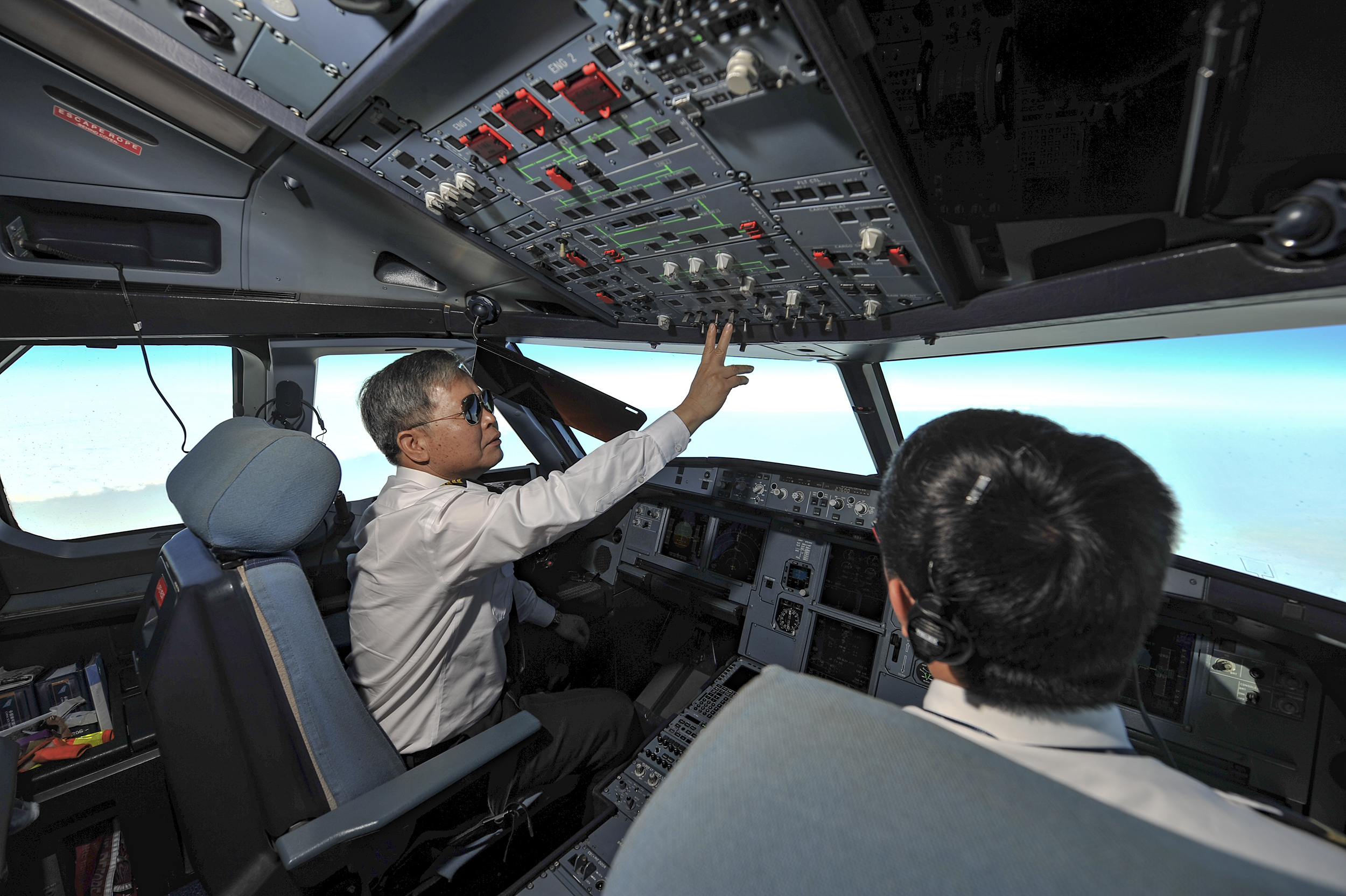 机长老何的最后一次飞行(2)