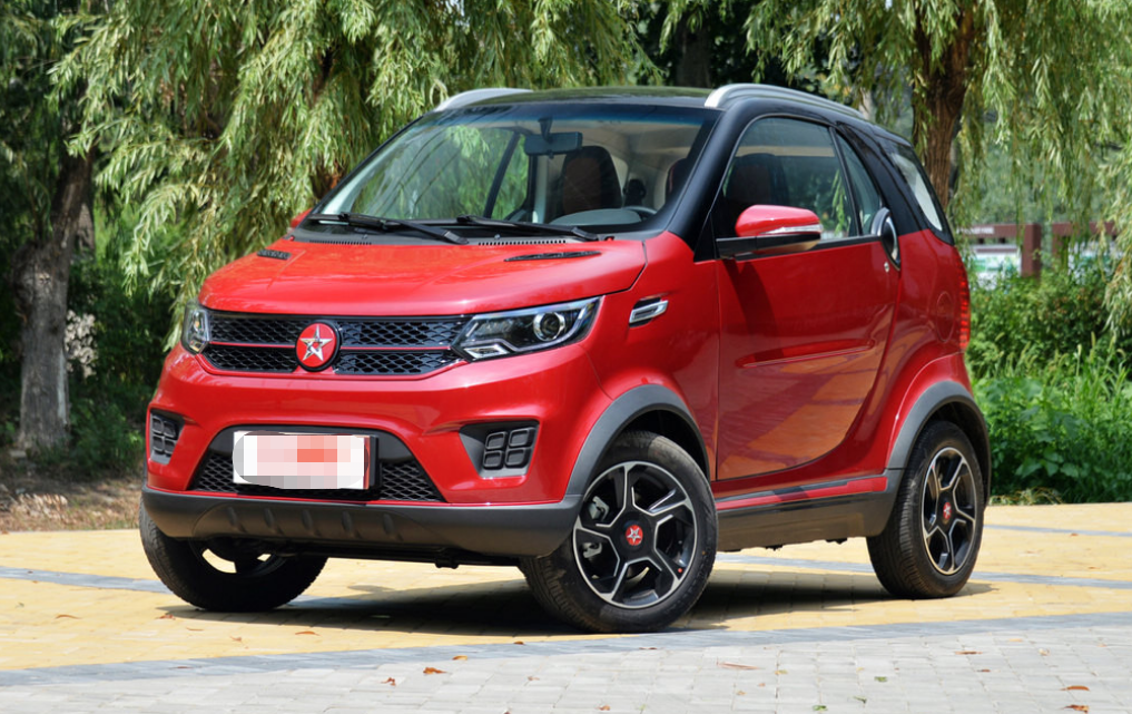 红星汽车-闪闪x2,非常简洁大方的设计,气场非常足很大气