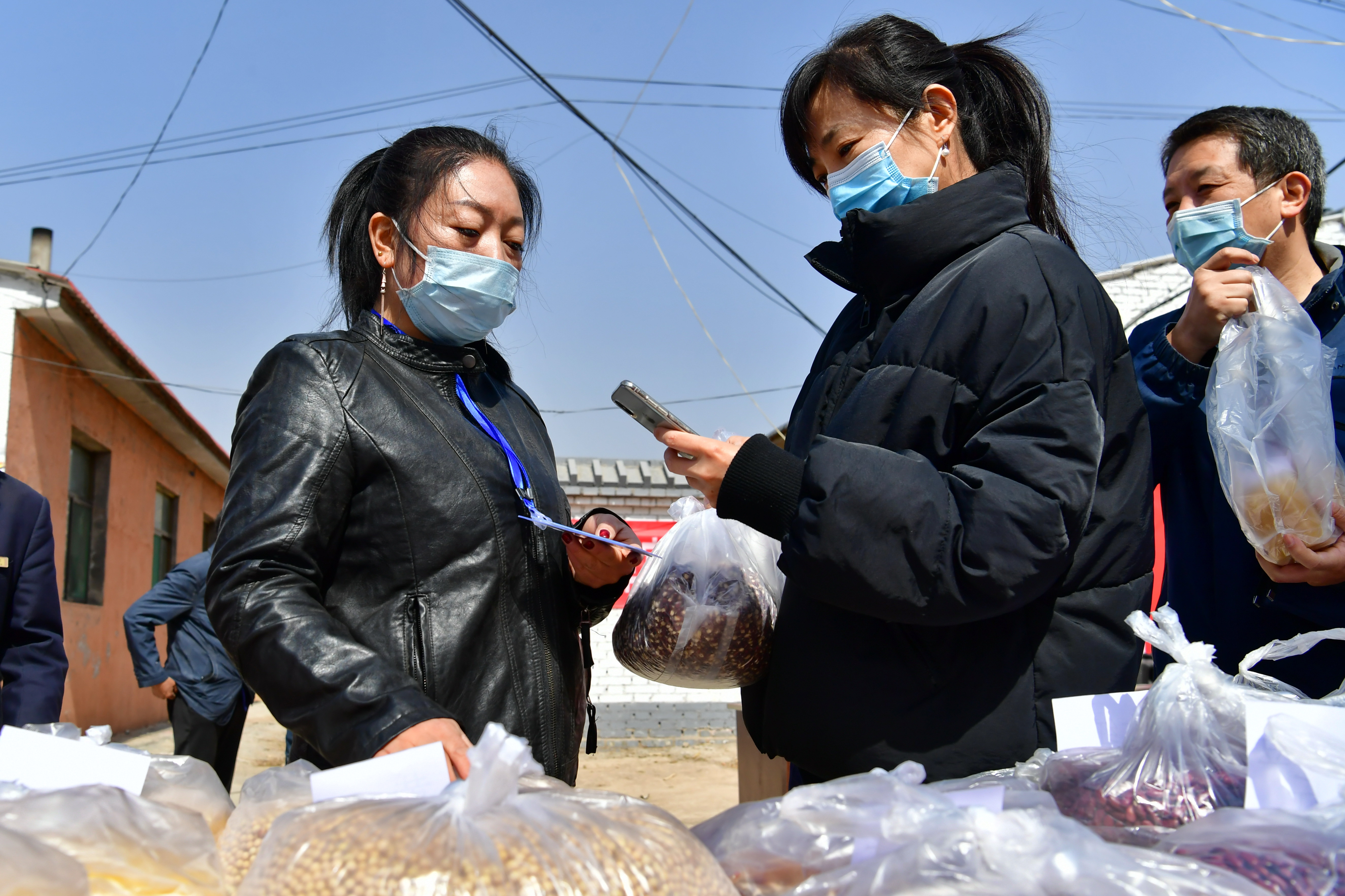山西吕梁:消费扶贫助农增收
