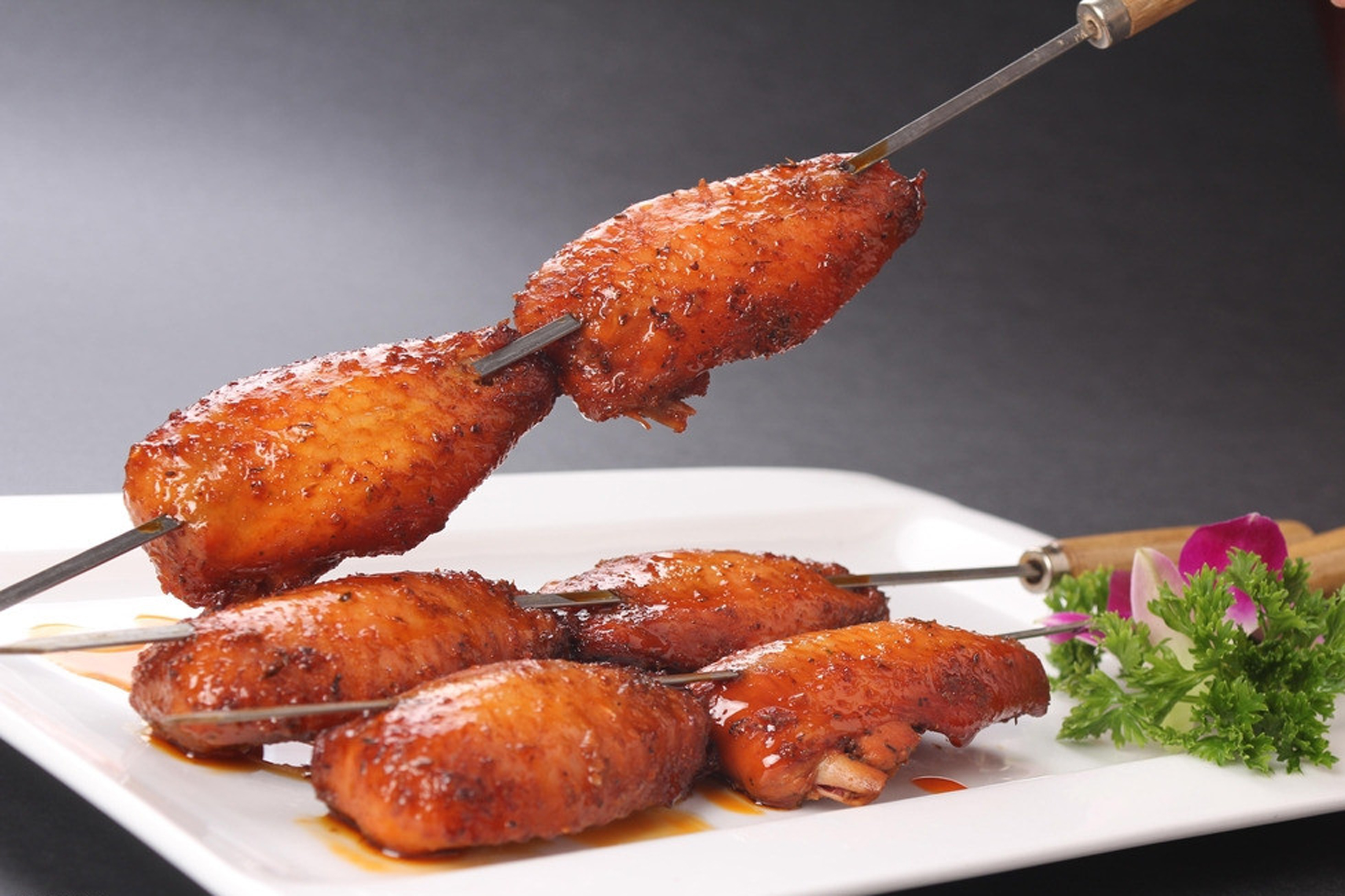 每日推荐六道菜:非常好吃而且营养丰富的健康美食 烤鸡中翼