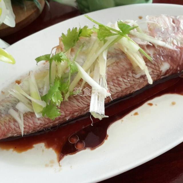 清蒸虹鳟鱼,十分钟搞定宴客菜