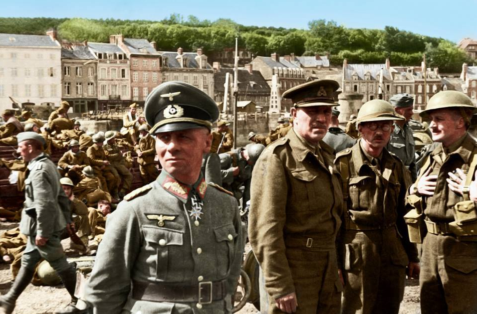 二战珍贵彩照,被俘的德军士兵和被俘的盟军士兵,形成很大反差!