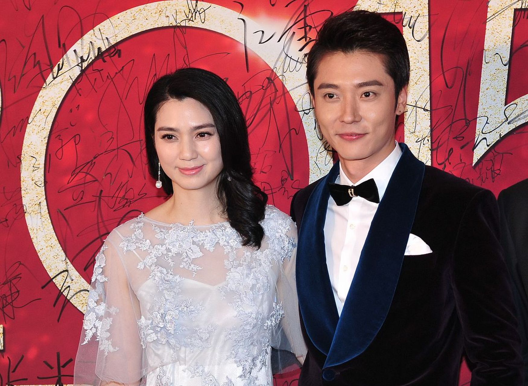 洪欣张丹峰官宣离婚##洪欣某人