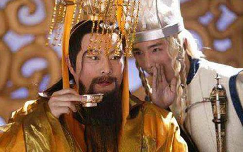 玉皇大帝身为创始元灵,地位在鸿钧之上,三清是他的化身!