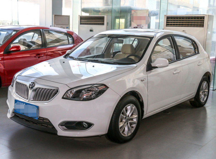 感觉特别霸道,高端大气上档次,低调奢华有内涵的中华h320