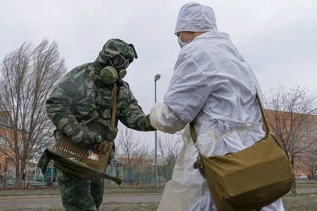 莫斯科告急!三千俄军开入城市防疫:1万防化兵就位,建20所医院
