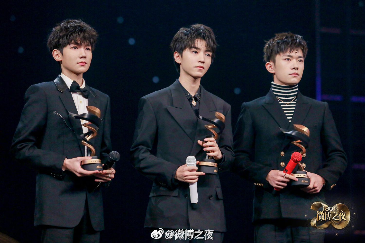 阳光男孩tfor西装酷盖boys,哪种添福你更爱?