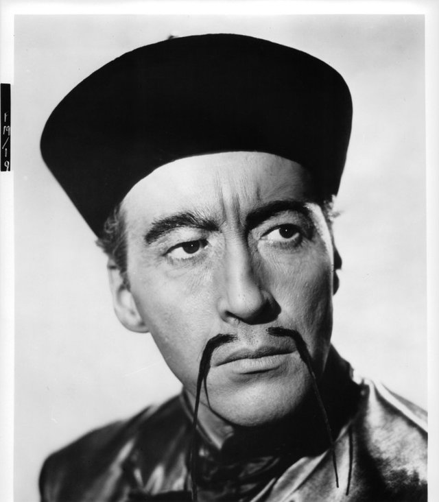 他当过特种兵拍过电影唱过摇滚,他是开挂的杰克苏,永远的萨鲁曼