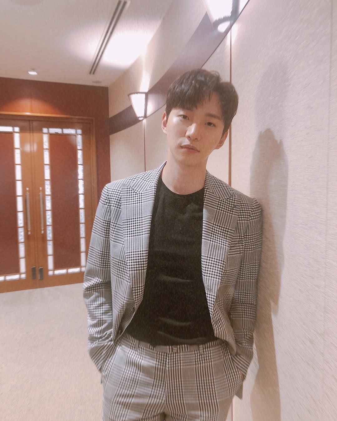 这次是演员李俊昊 !《只是相爱的关系》特别活动在日本举办