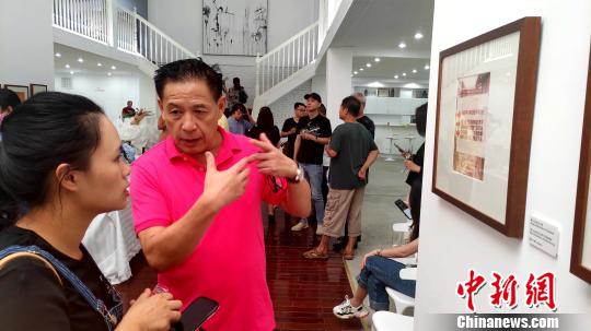 澳籍艺术家俞晓刚在厦展出当代绘画艺术展