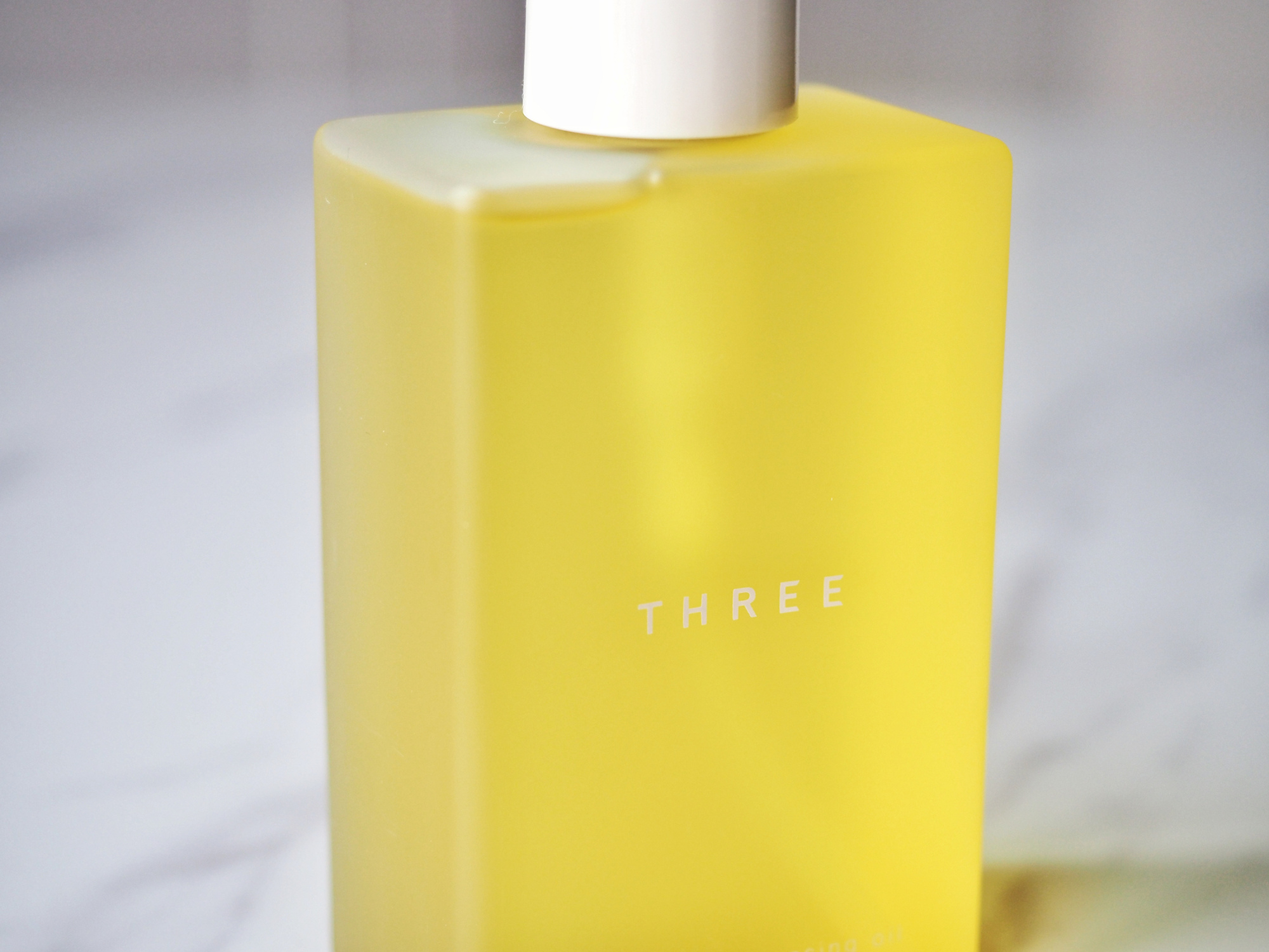 three化妆品怎么样,日本three素肌陶瓷粉底液,卸妆油,口红好吗