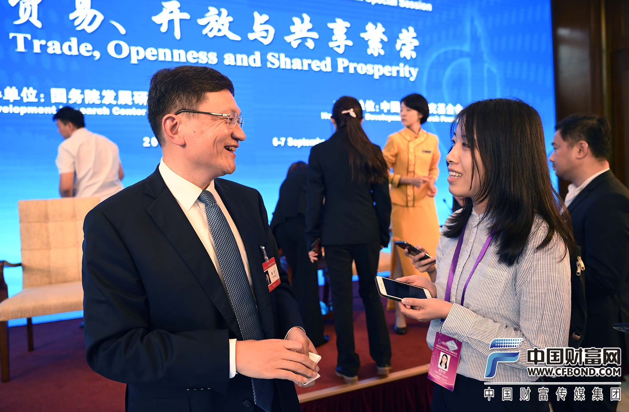 中国财富网记者郝梦圆采访宜信公司创始人,ceo唐宁