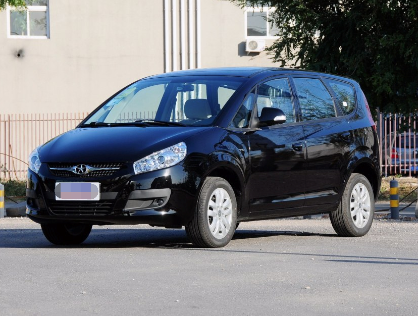 器宇不凡的江淮-瑞风m2,符合大众审美,十分适合年轻人开