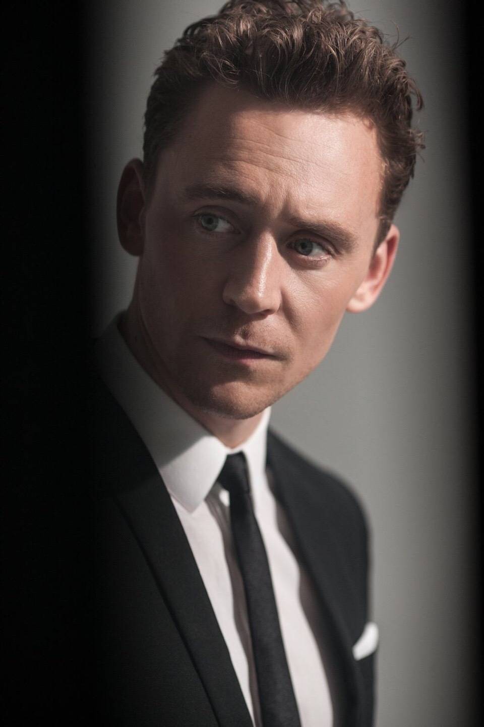 日常正装身材超好的你们抖森男神,最后附送一张洛基小可爱