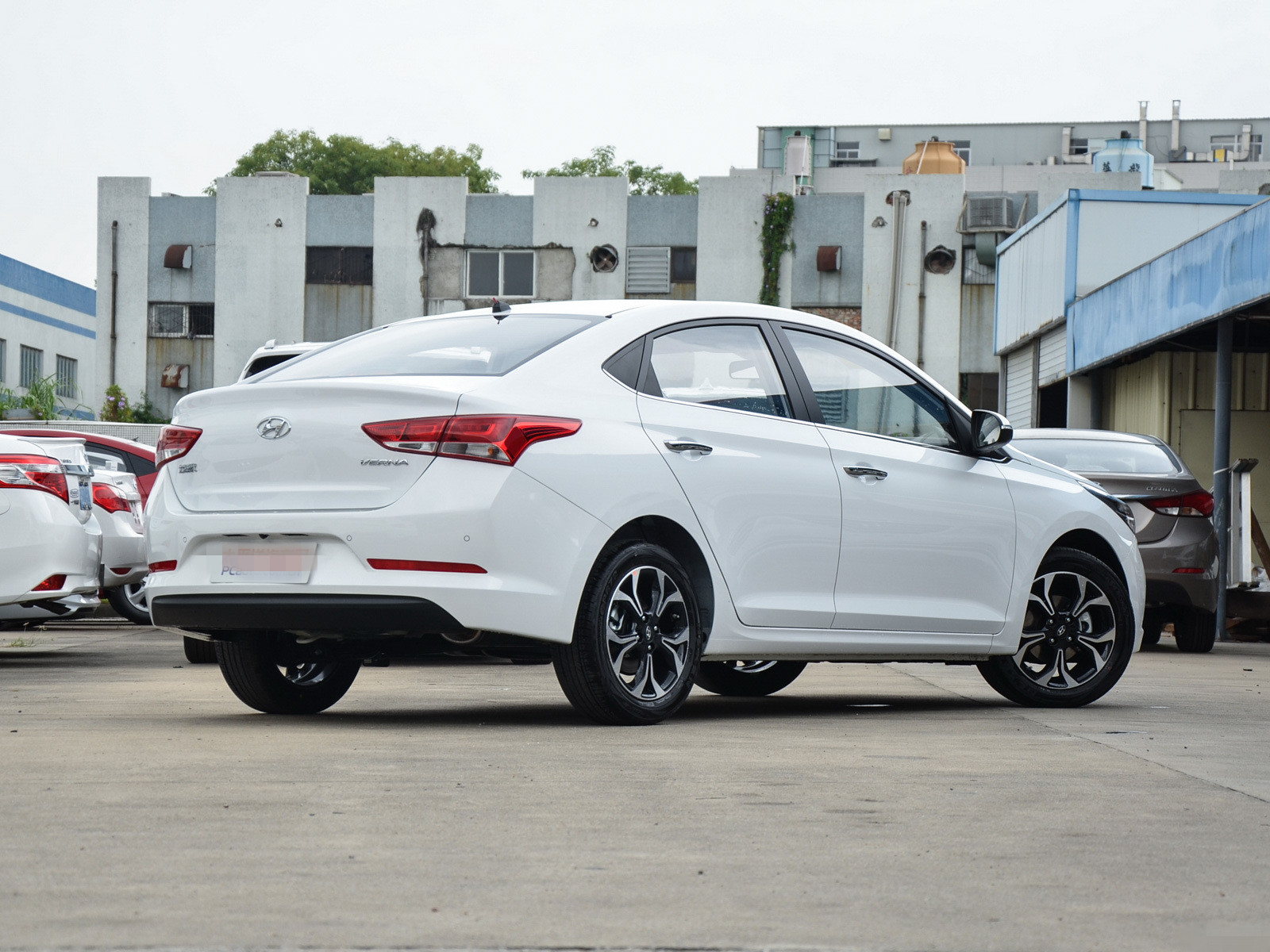 对现代悦动外观的鉴赏