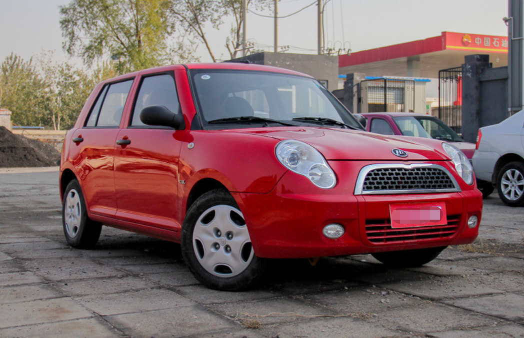 外观近看很漂亮,远看感觉一般啊,最满意的就是外观