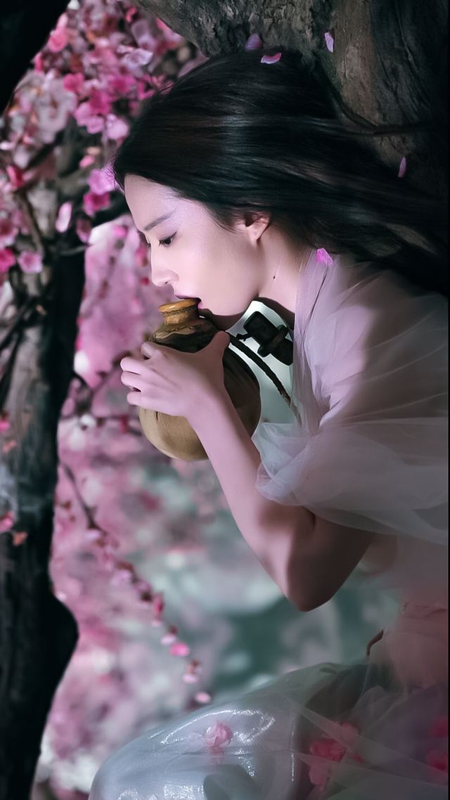 刘亦菲白浅桃花树下醉酒壁纸,万般柔情凝于眼眸!