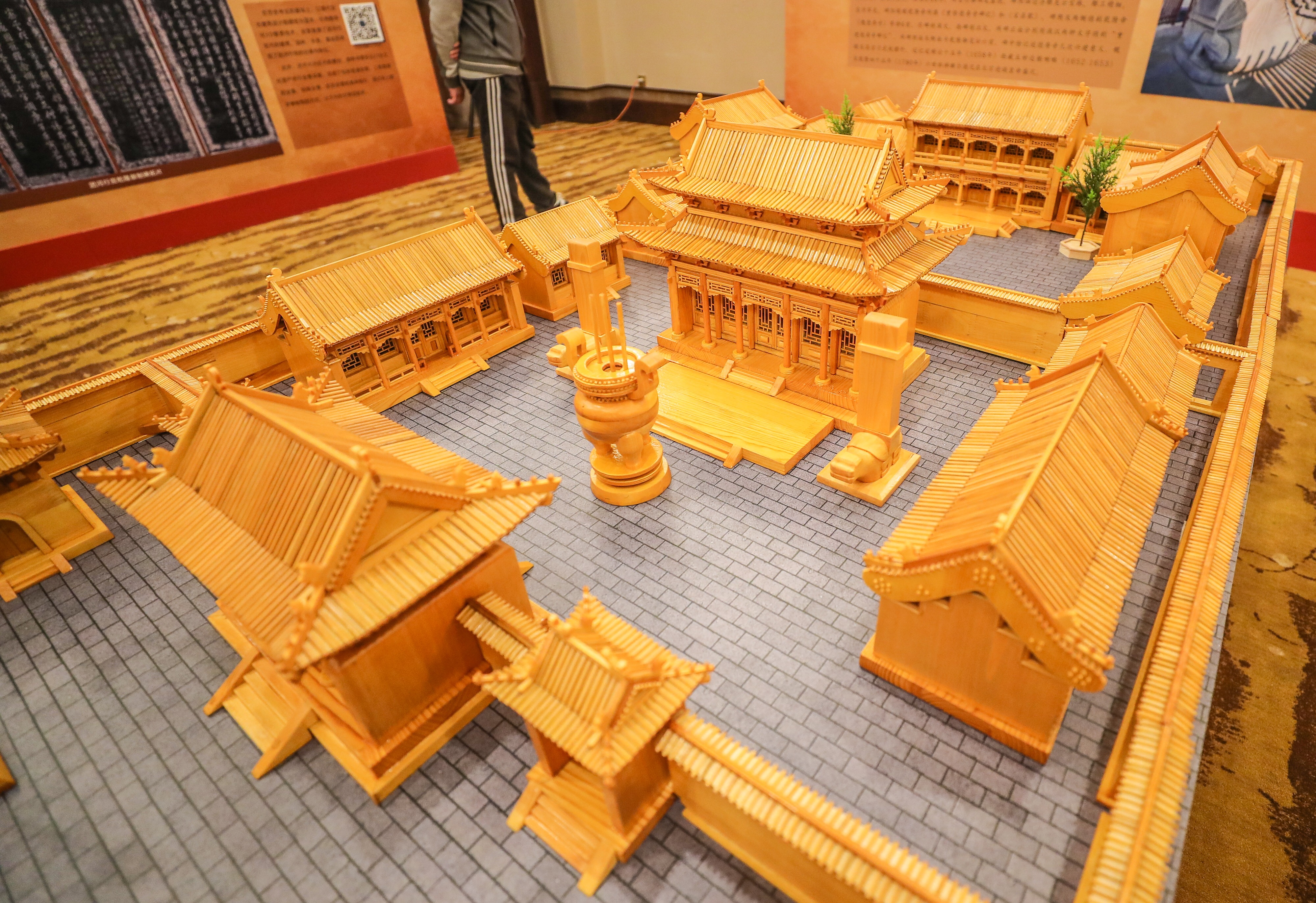 建筑的复原景观;展示了手工制作的德寿寺,旧衙门行宫,南红门行宫等