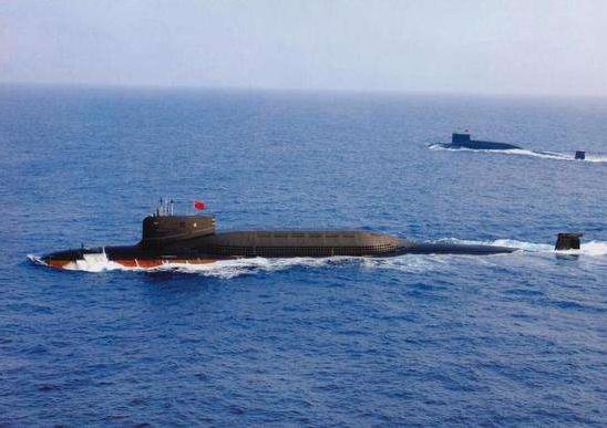 095型核动力潜水艇吨位图片