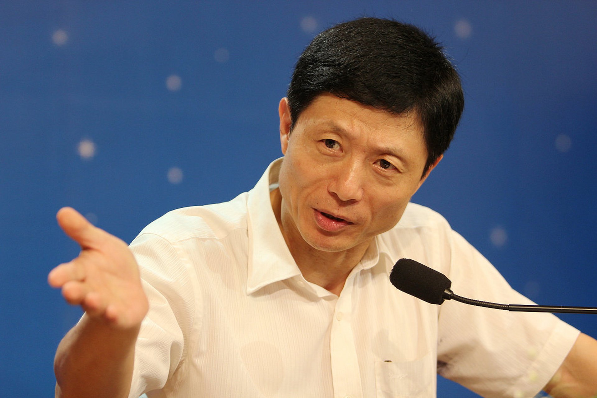 艾公归纳得很到位,他说现在的学生存在三种普遍:一