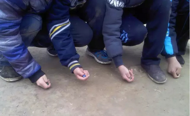 经典回忆:8090后农村孩子的童年,你还记得多少?