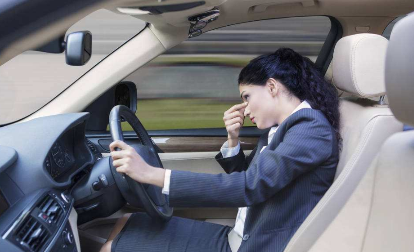 四,空腹开车,易出事