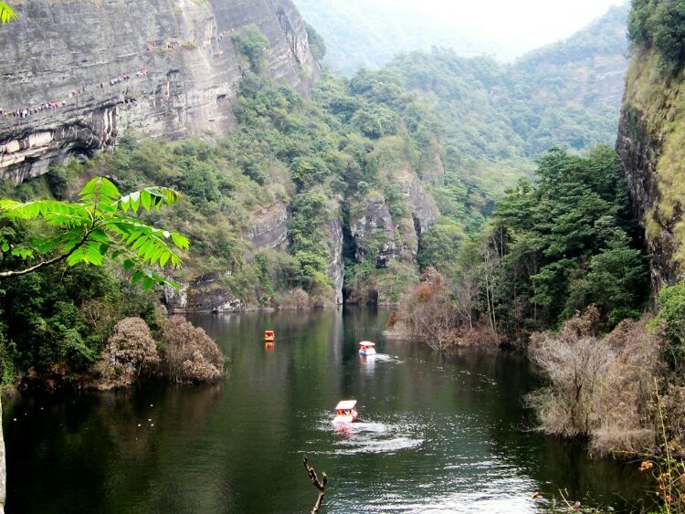 江西省九江市修水县征村乡东浒寨风景区一日游