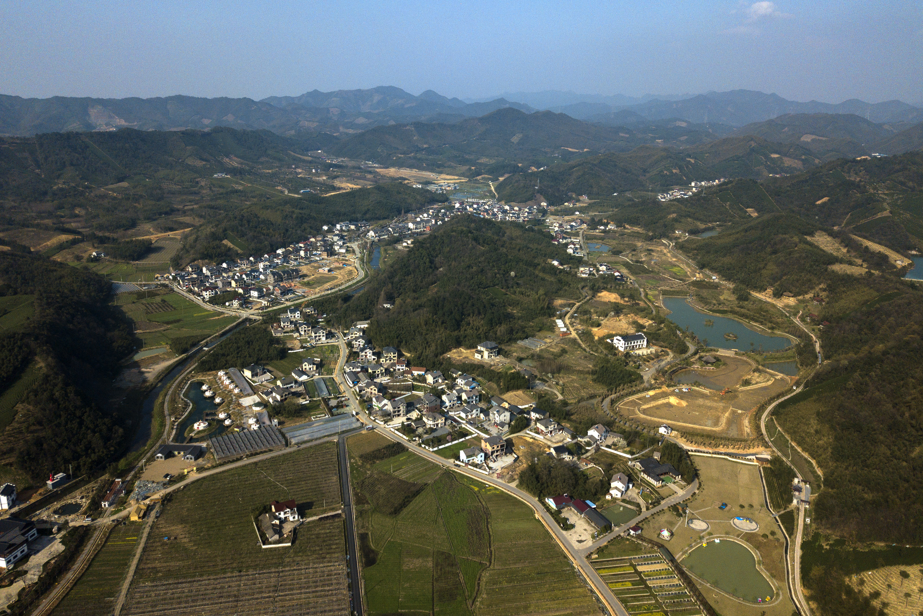 浙江推进"千万工程" "天空之眼"俯瞰美丽乡村(12)