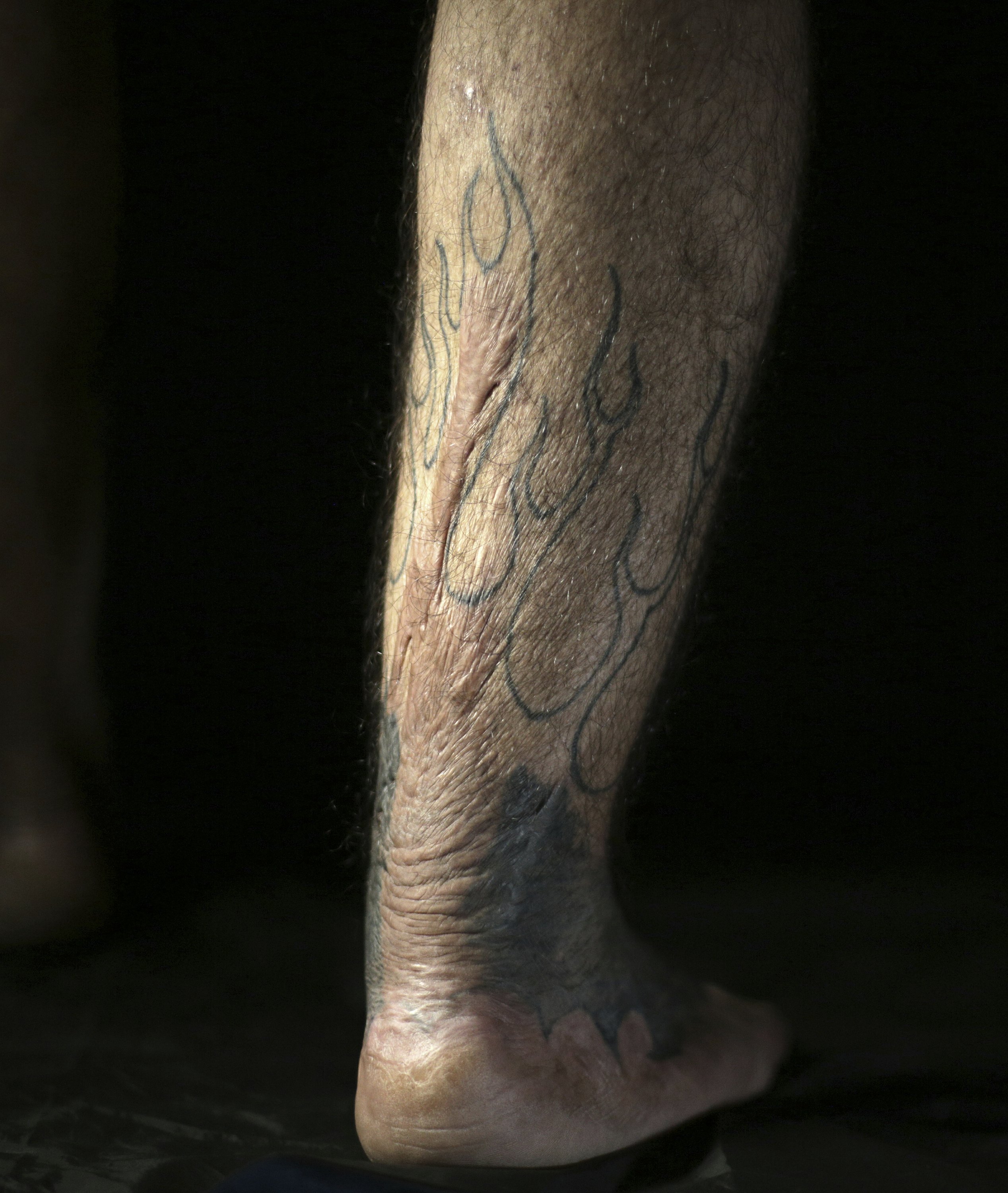 感伤!伊拉克士兵用纹身遮盖战争伤痕