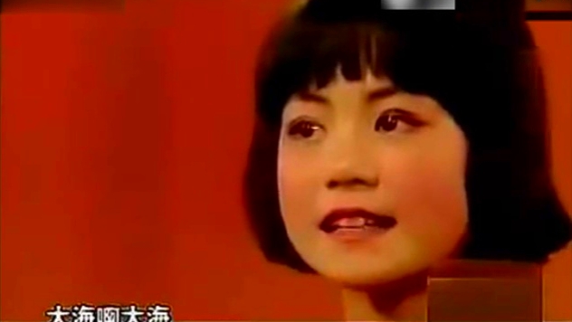 #xe783时长00:59 01:01 你们见过14岁的王菲吗?