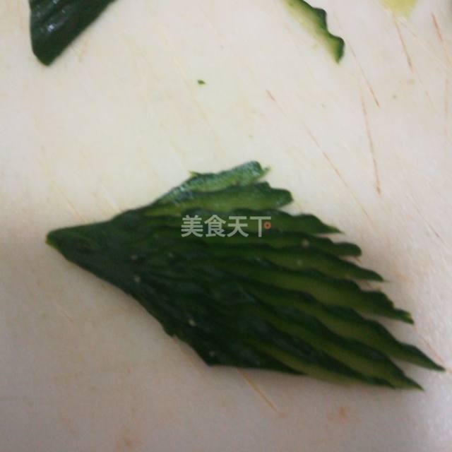 简单的黄瓜摆盘,有颜值有创意,太精致了