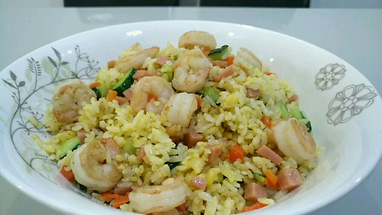 虾仁蛋炒饭“金包银”最好吃的做法,虾仁鲜嫩Q弹,老人小孩都爱吃