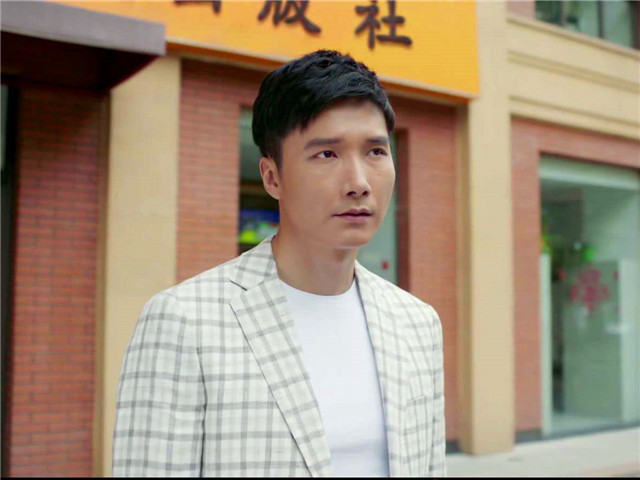 《青春斗》中的"首渣"于凡,原来也曾是个深情男配