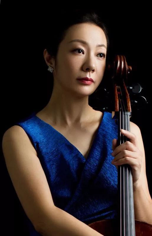 演奏家张莹莹亮相音乐厅