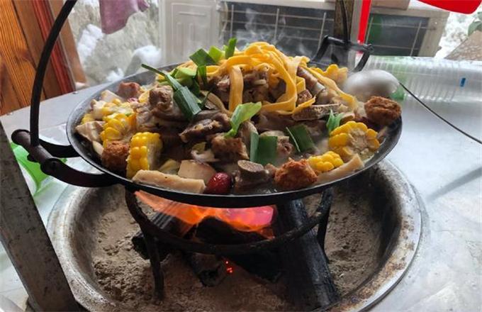 "大别山吊锅",天堂第一锅,只要吃一次就欲罢不能