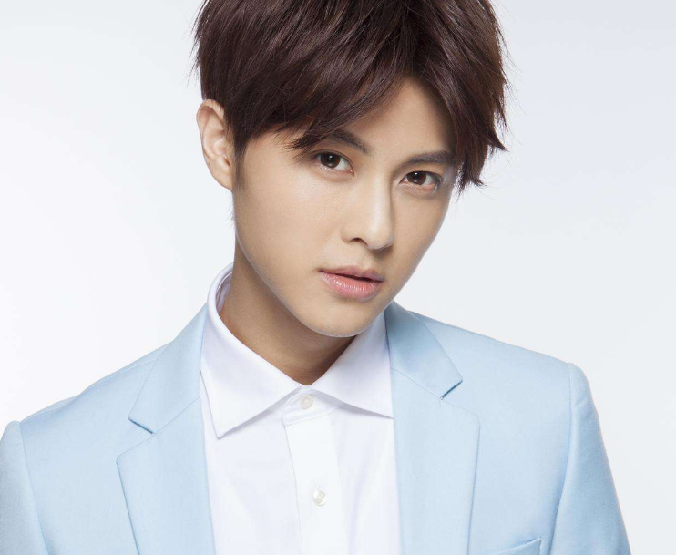 邱胜翊又名王子,台湾艺人.