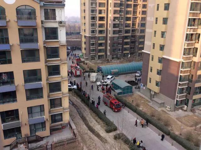 突发!石家庄丽都河畔小区一住户发生爆炸!