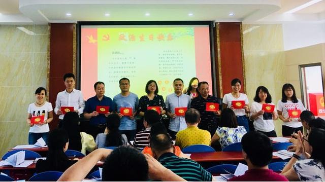 原创 | 松树桥中学:"为祖国敬礼"系列活动培养学生爱国情操