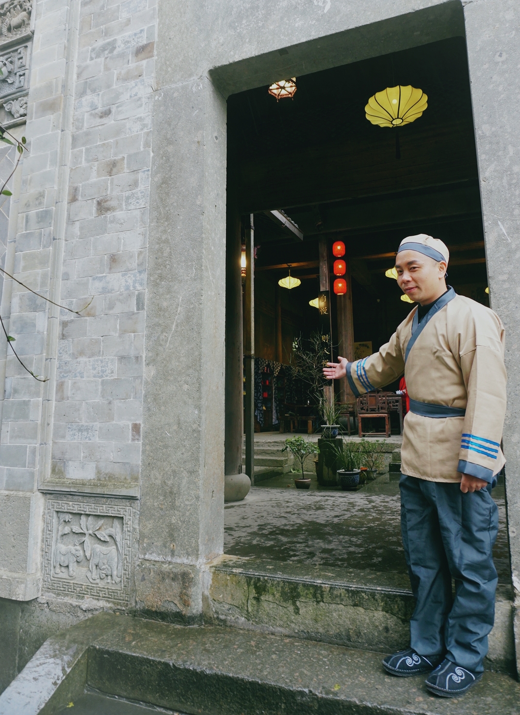 客官请进,珍儿摄