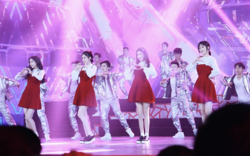 hello girls你好少女组合连录多台春晚 辞旧迎新唱响2019