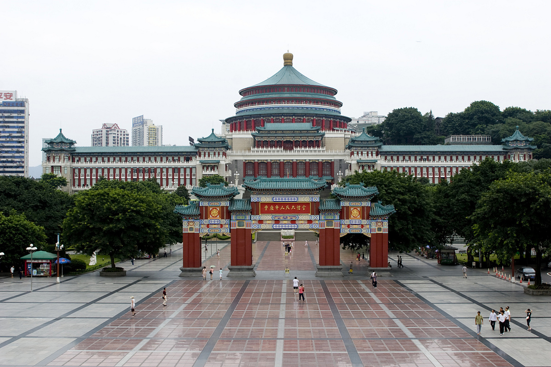 重庆人民大礼堂,是我这次旅行中的一大亮点.