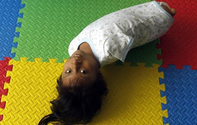 励志!一个没有四肢的顽强女孩